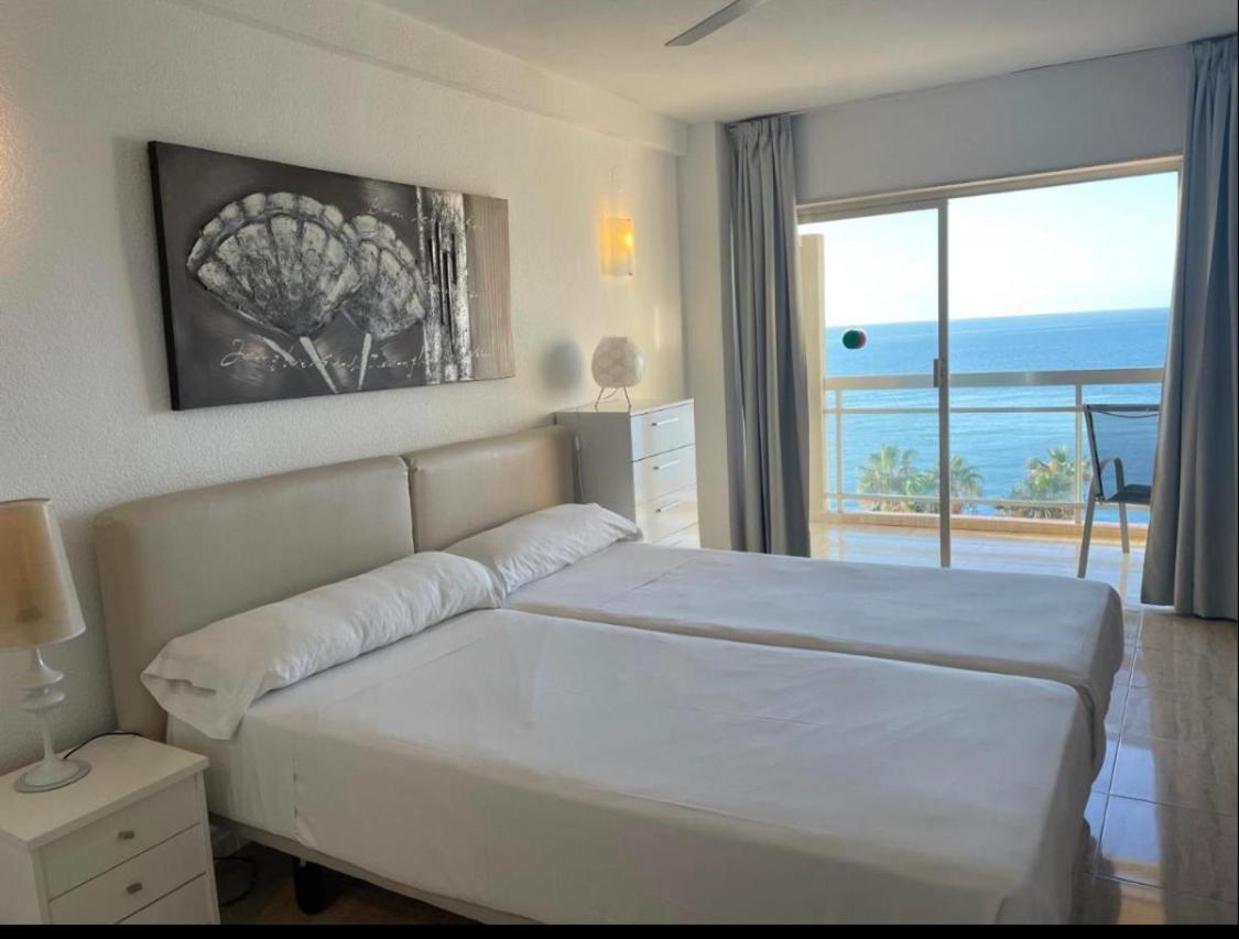 Apartahotel Chinasol Con Parking Y Desayuno 阿尔姆尼卡 外观 照片