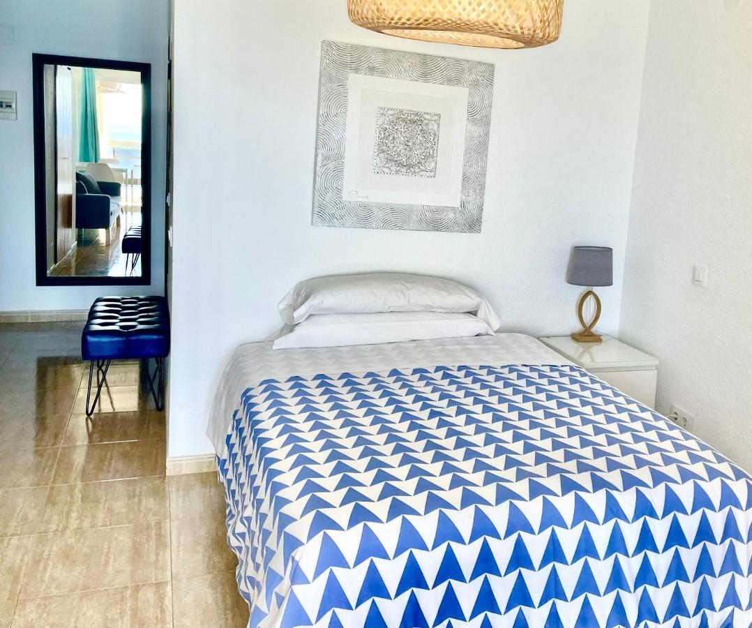 Apartahotel Chinasol Con Parking Y Desayuno 阿尔姆尼卡 外观 照片