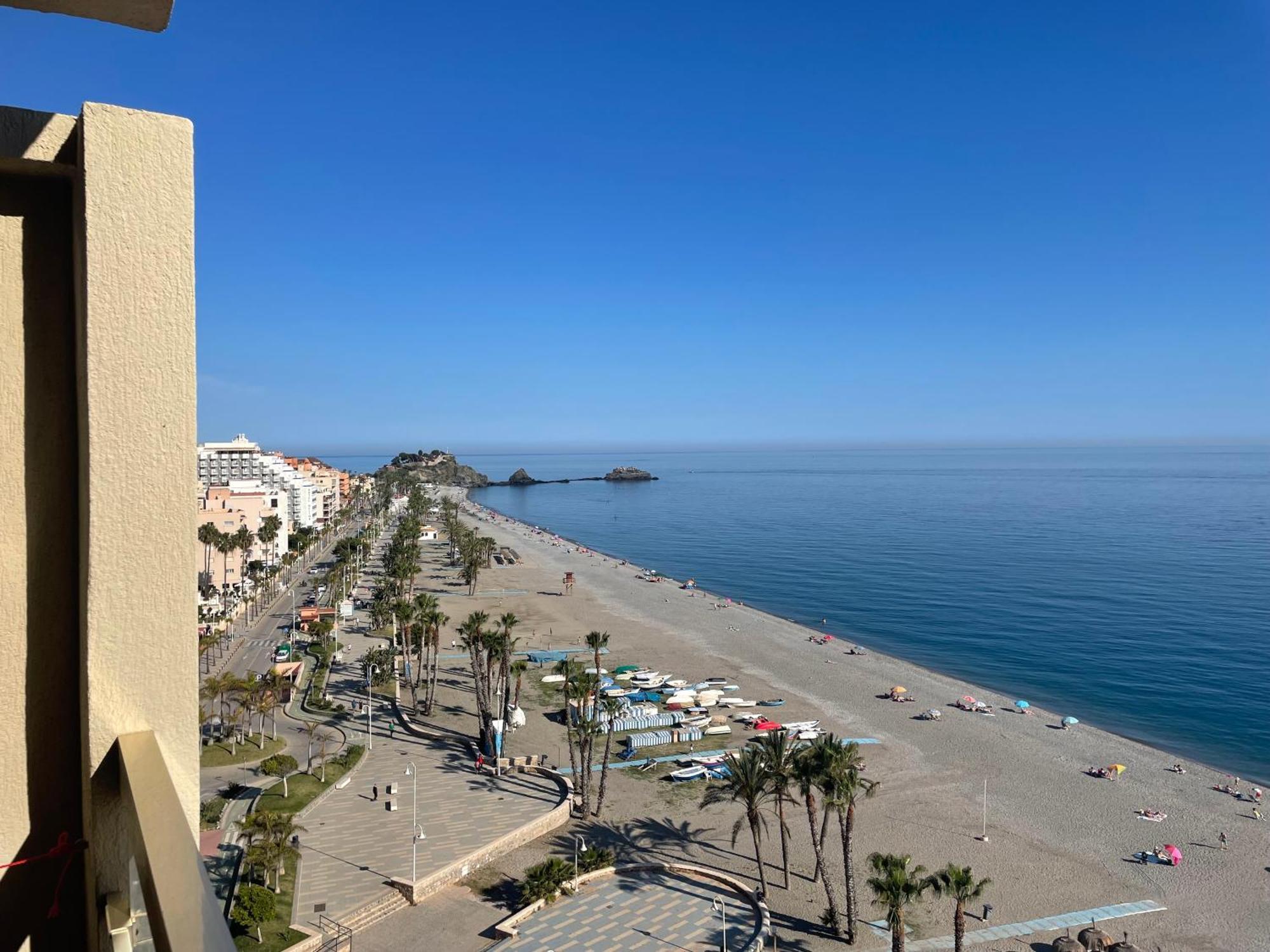 Apartahotel Chinasol Con Parking Y Desayuno 阿尔姆尼卡 外观 照片
